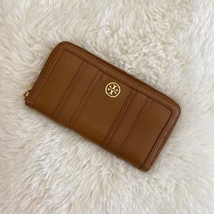 Tory Burch Wallet